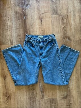Abercrombie High Rise Loose Jeans
